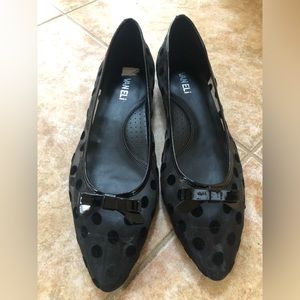 Vaneli flats size 11